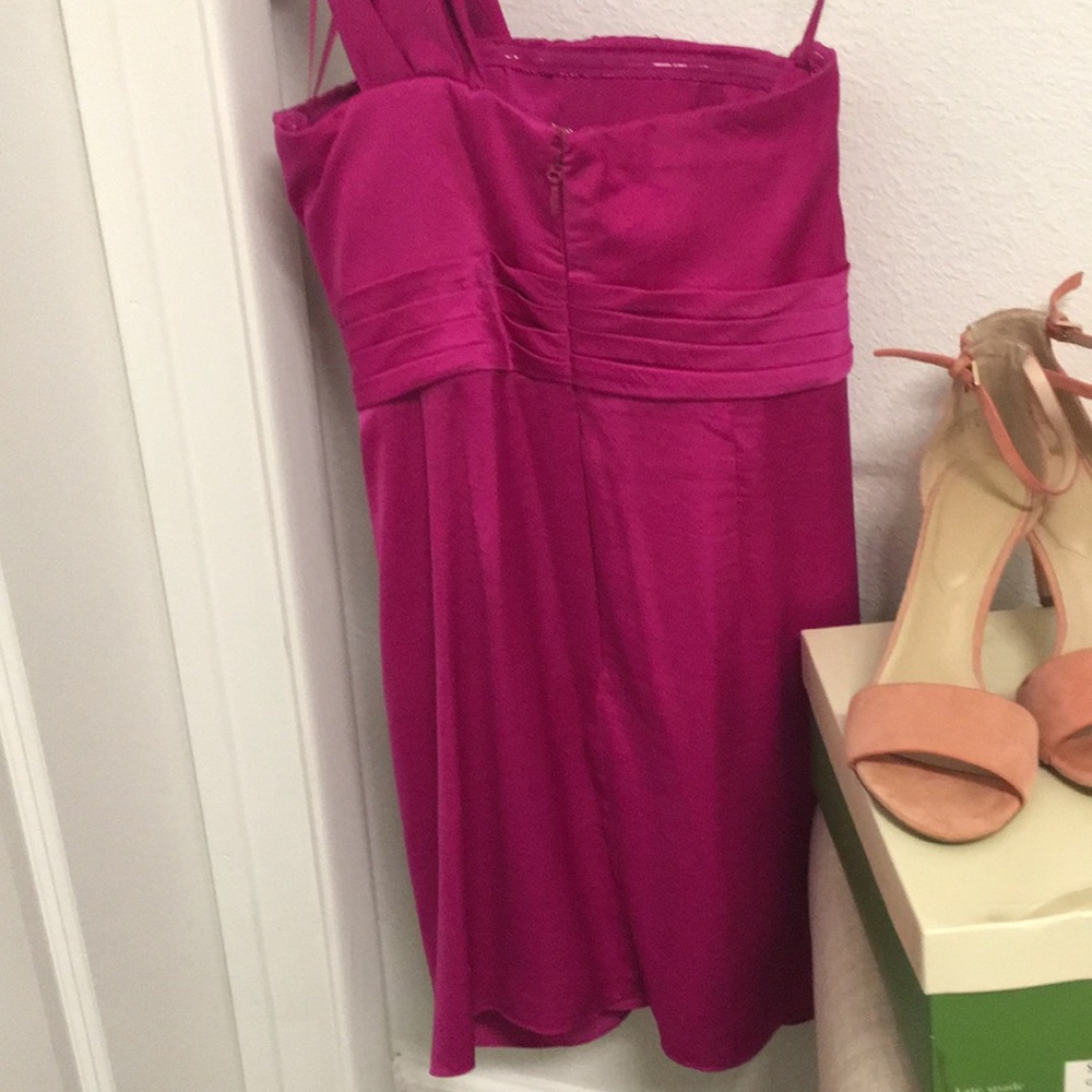 ✨ Moving sale 🚗- BCBG Maxazaria Hot Pink One Shoulder Palais Dress, 4 - Picture 10 of 11